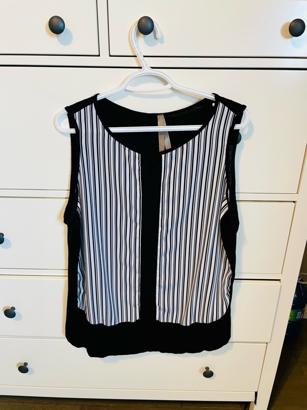 Black & White Vertical Stripe Sleeveless Camisole